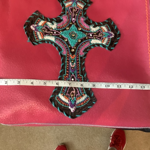 Delila Leather Pink Embroidered Messenger bag tote Montana West western - Picture 14 of 16